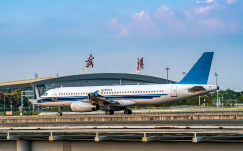 延边空运武汉机场